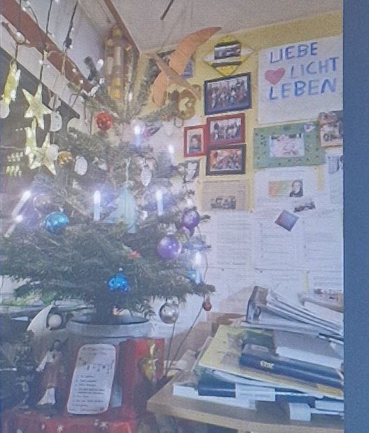 Weihnachts-Baum-Bild f Fa reduz.jpg
